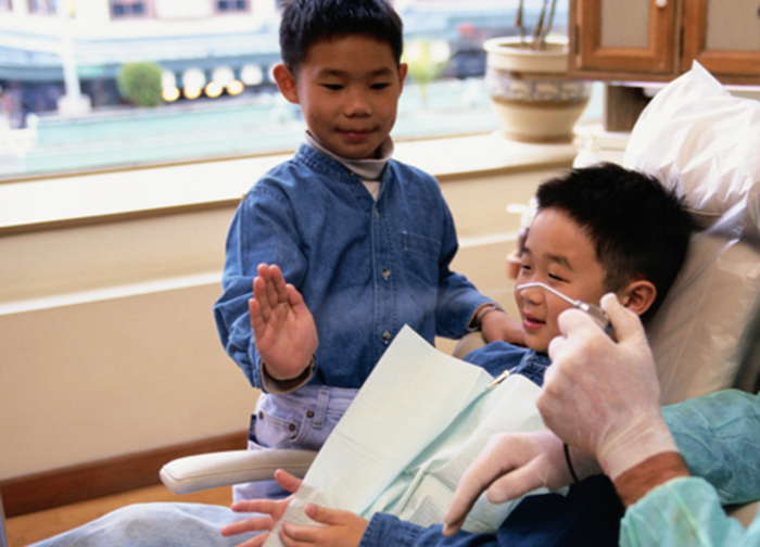 children getting dental check up